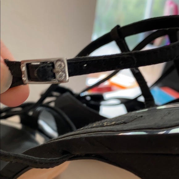 Beverly Feldman Bow and Ballroom heels - Picture 6 of 8